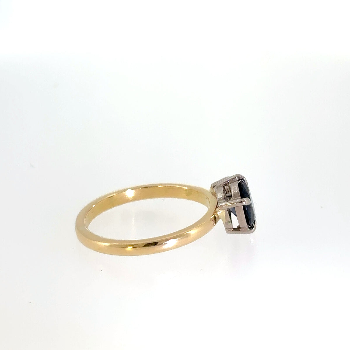 Oval Blue Sapphire & Diamond Moi et Toi Ring