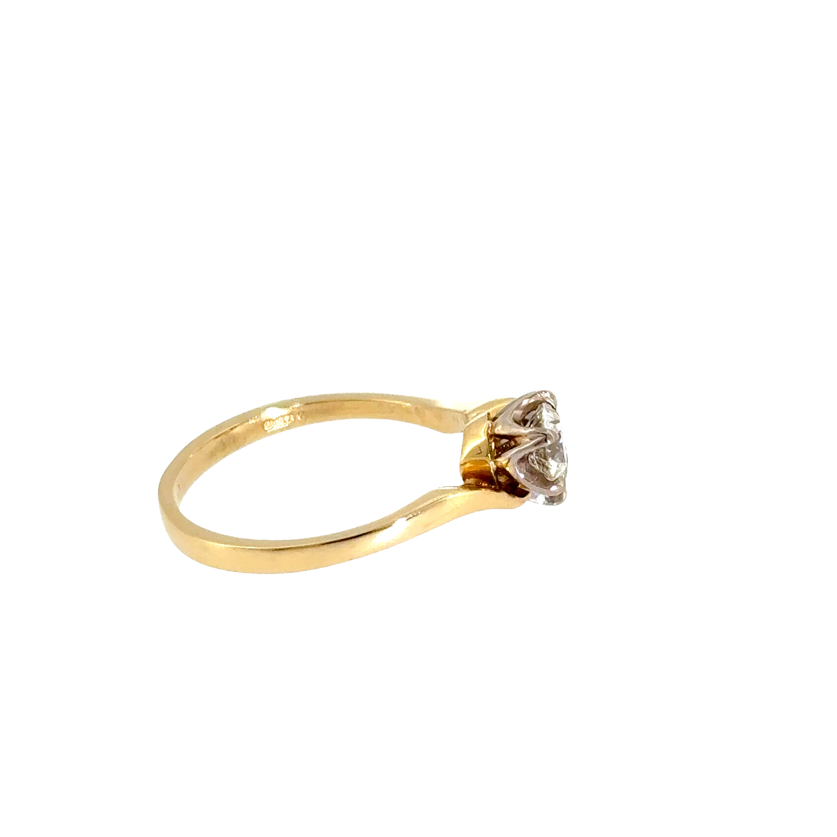 Round Moi et Toi Crossover Engagement Ring